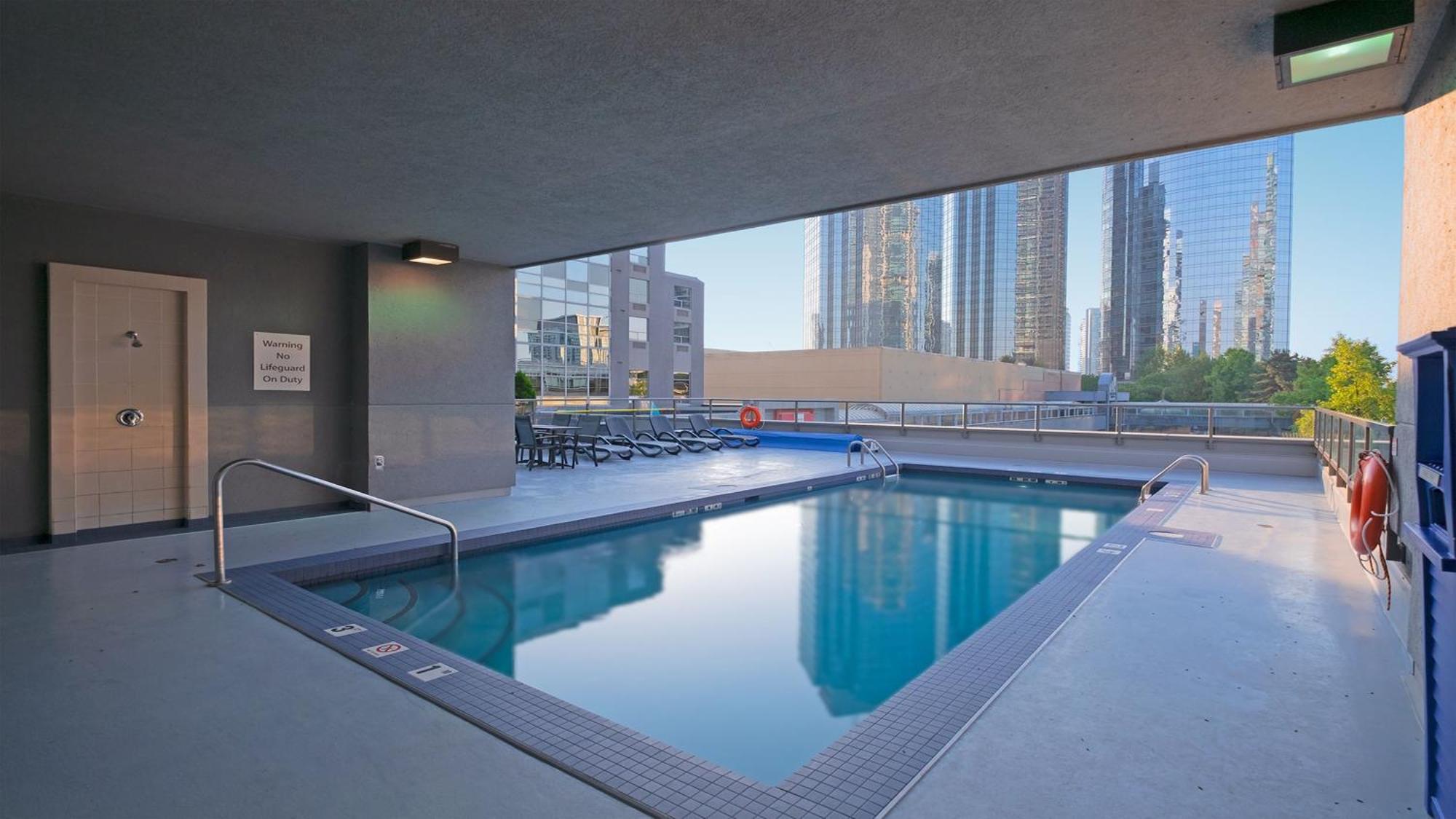 Hotel Express Vancouver-metrotown 3*