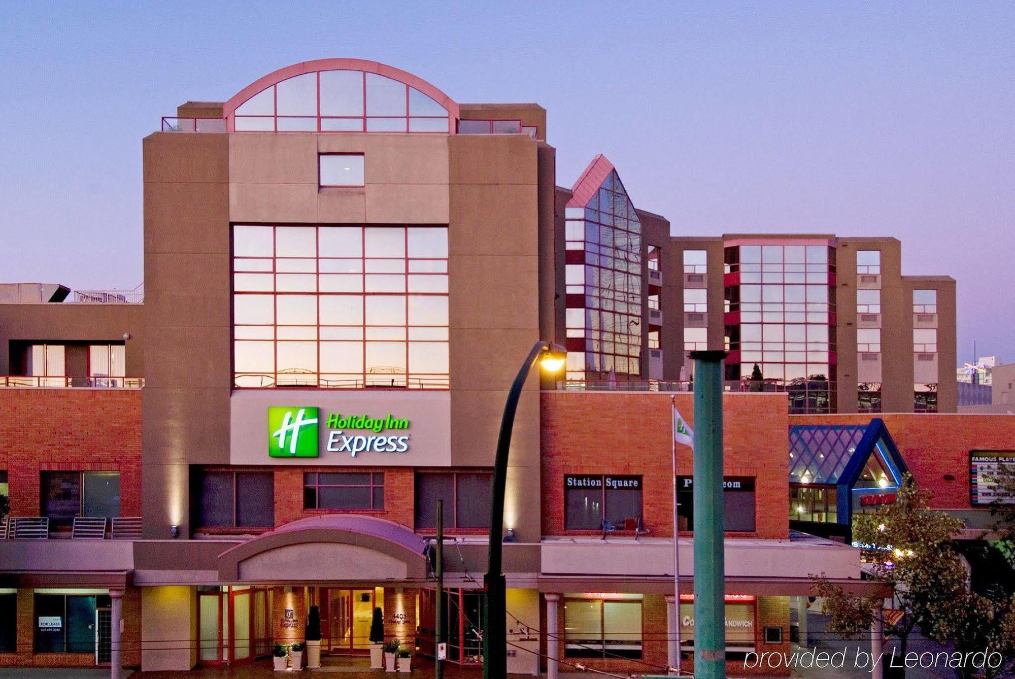 Express Vancouver-metrotown 3*